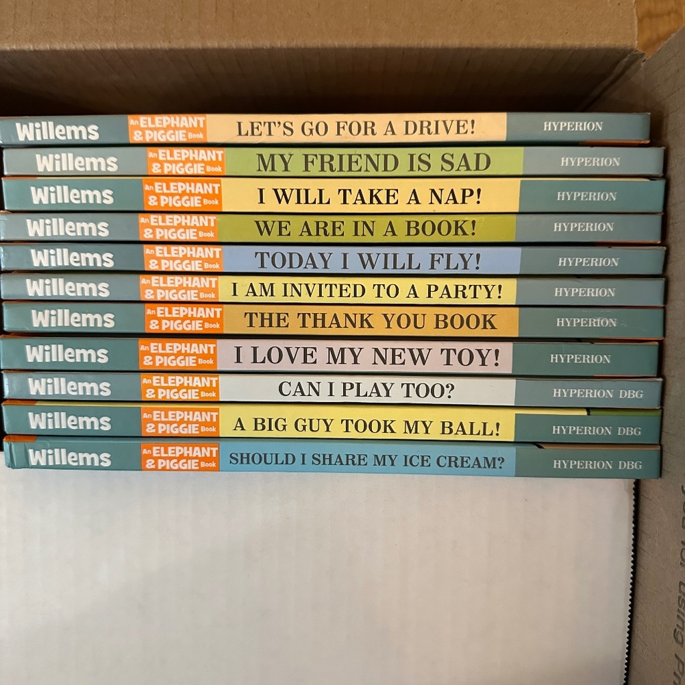 Lot of ELEVEN Elephant + Piggy Hardcover books by Mo Willems